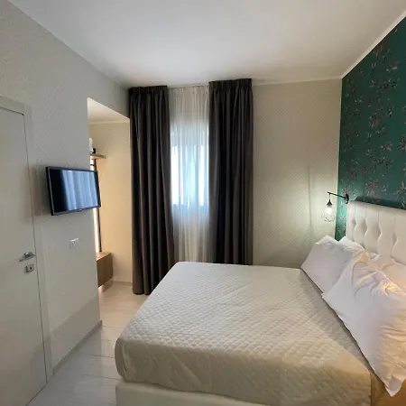 Castrichella Smart Boutique Rome Airport 3* Fiumicino