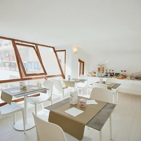 Hotel Castrichella Smart Boutique Rome Airport 3*