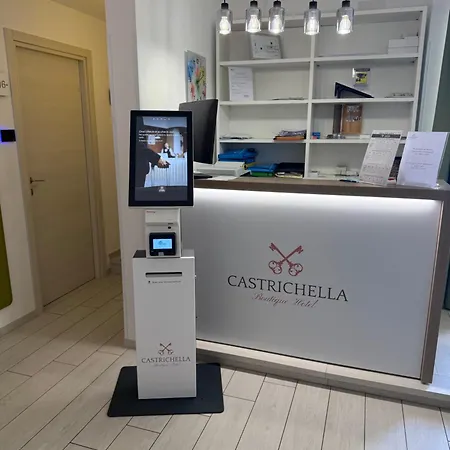 Castrichella Smart Boutique Rome Airport